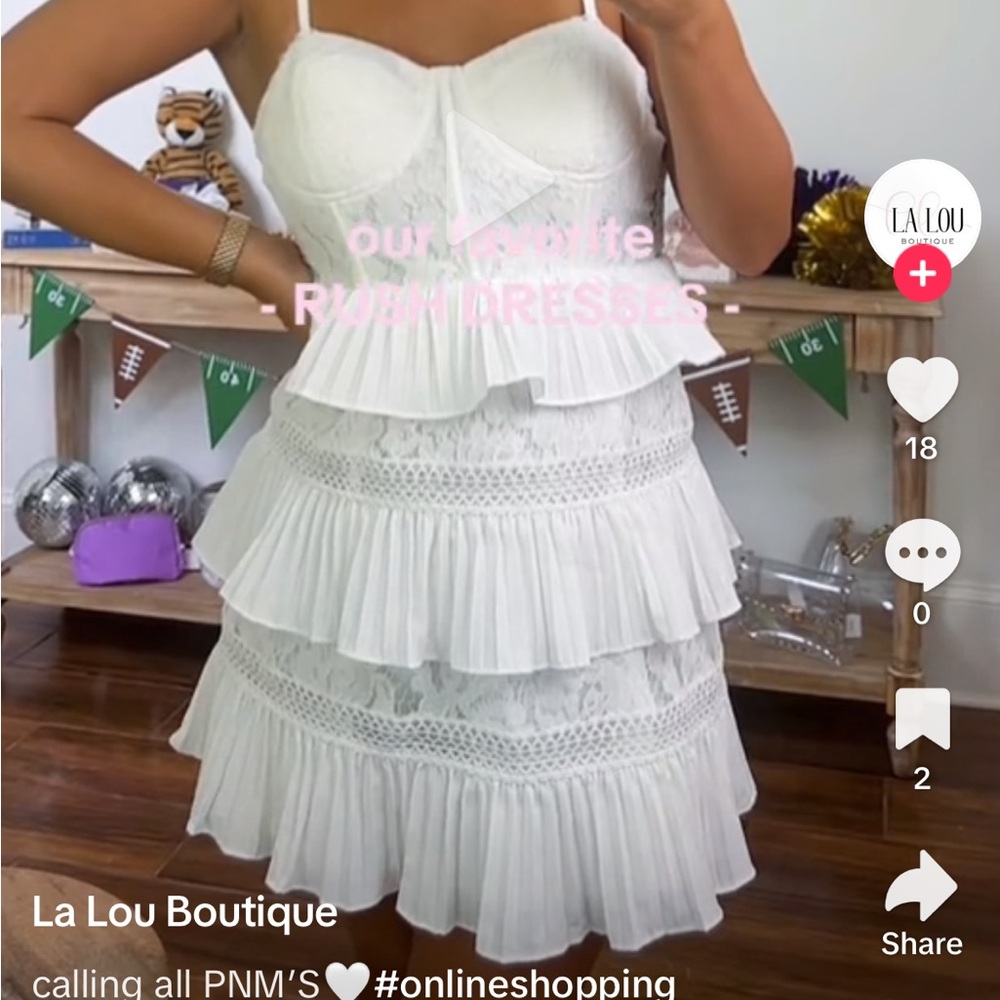 White ruffle dress size XS